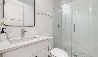 256 15TH St SE 1, Washington, DC 20003