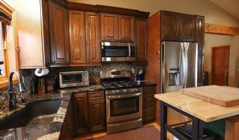 15 Helen Ln, Banner, WY 82832