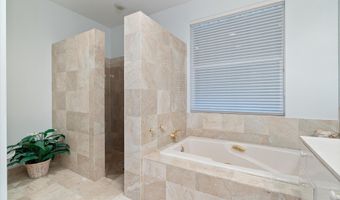 201 Orange Tree Dr, Atlantis, FL 33462