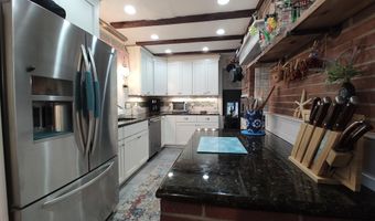 15 Cedarcrest Dr, Bayville, NJ 08721