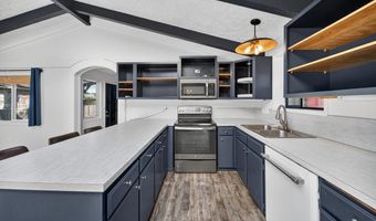 1260 JACKSON Ave SW, Bandon, OR 97411