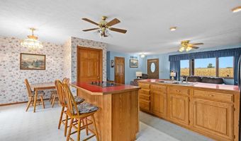 11938 Davis Rd, Alhambra, IL 62001