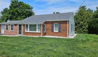 461 River Rd, Lincoln, RI 02865