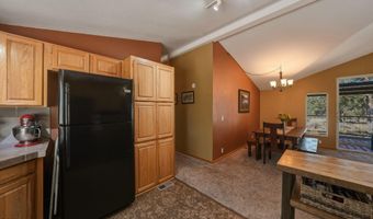 67422 Trout Ln, Bend, OR 97703