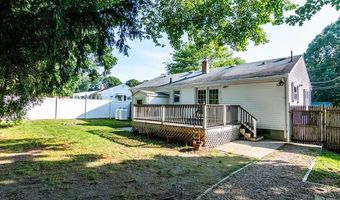 136 Davis Ave, Cranston, RI 02910