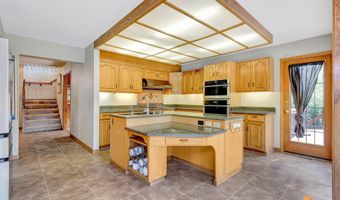 14231 Hancock Dr, Anchorage, AK 99515