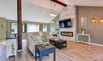 103 Malory Ct, Blakeslee, PA 18610