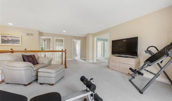 238 Pointe Lucerne Ct, Ballwin, MO 63011