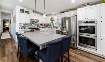5127 Don Miguel Dr, Carlsbad, CA 92010