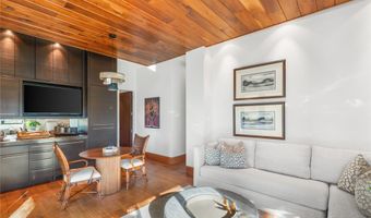 5 Promontory Ridge Dr, Las Vegas, NV 89135