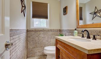 18 Penny Ln, Bayville, NJ 08721