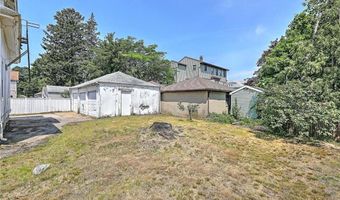 59 Colonial Ave, Cranston, RI 02910