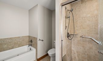 1403 Maple Dr, Adel, IA 50003