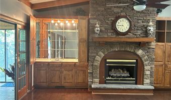 905 Meadow Ln, Anderson, SC 29621