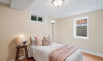 220 W 4TH Ave, Cheyenne, WY 82001