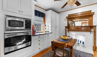 722 E 18th St, Ada, OK 74820