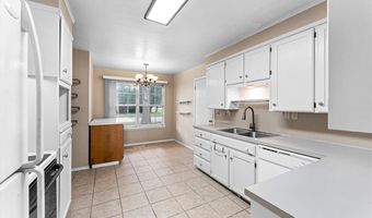 2406 SE 15Th St, Bentonville, AR 72712