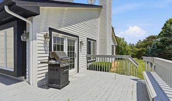 1657 Wake Robin Ct, Ann Arbor, MI 48103