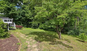 6 Sky Edge Ln, Bethel, CT 06801