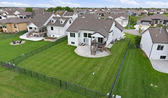 1113 W Lakeway Ct, Andover, KS 67002