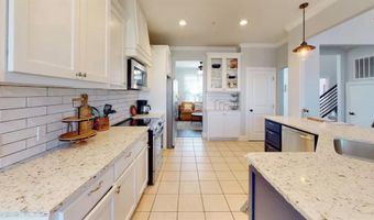520 Holiday Dr, Ardmore, OK 73401