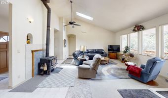 96170 CAPE FERRELO Rd, Brookings, OR 97415