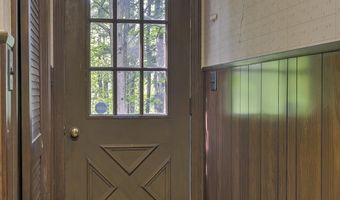 23 Meetinghouse Rd, Brattleboro, VT 05301