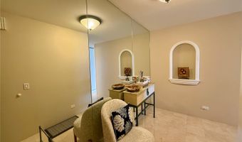 250 Kawaihae St 14A, Honolulu, HI 96825