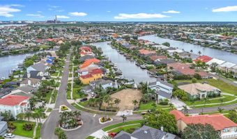 6005 ADAGIO Ln, Apollo Beach, FL 33572