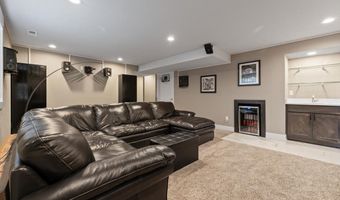 3408 NW Reinhart Dr, Ankeny, IA 50023