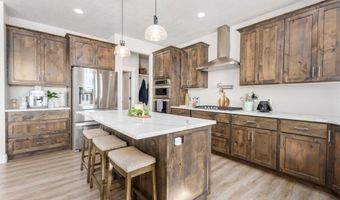 1061 W SMITHSONIAN Way, Apple Valley, UT 84737