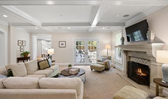 7009 LOCH LOMOND Dr, Bethesda, MD 20817