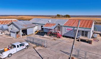 323 Water St, Apalachicola, FL 32320