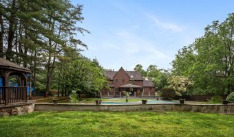 245 Borden Rd, Middletown, NJ 07748