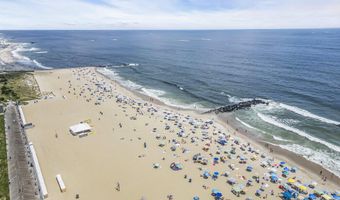510 Deal Lake Dr 8F, Asbury Park, NJ 07712