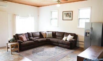 6 Penny Ln, Albertville, AL 35950