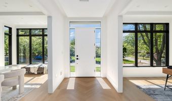 6921 GRANBY St, Bethesda, MD 20817