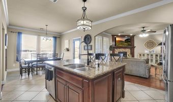 916 Isabella Ln, Altus, OK 73521