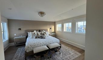 281 7TH St, Avalon, NJ 08202