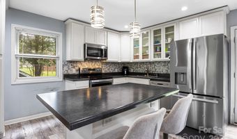 3801 Sofley Rd, Charlotte, NC 28206