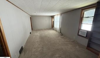 622 Mechanic St, Alma, MI 48801