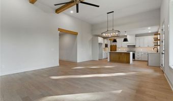23 Kirkwall Ln, Bella Vista, AR 72715