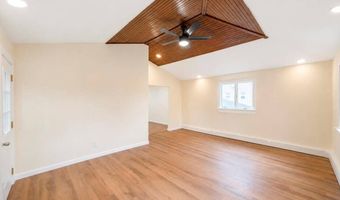 41 Madison Ave, Amityville, NY 11701