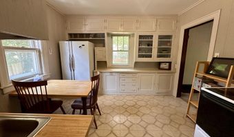 516 E MAPLE St, Appleton, WI 54915