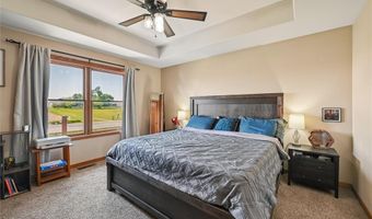612 Deer Ridge Dr, Atkins, IA 52206