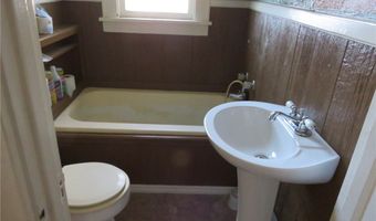 20 Beech St, Ambridge, PA 15003