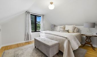 607 E Frederick St, Arlington Heights, IL 60004