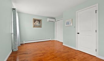 60 Heck Ave, Ocean Grove, NJ 07756