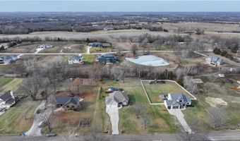17895 168th St, Basehor, KS 66007