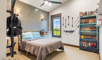 200 Miller Point Pl, Belgrade, MT 59714